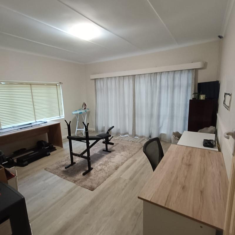 5 Bedroom Property for Sale in Bergsig Eastern Cape